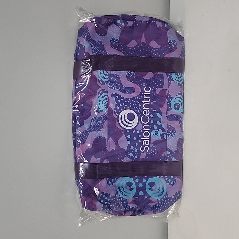 Salon Centric Duffle Bag New in Bag Hair Stylist Bag